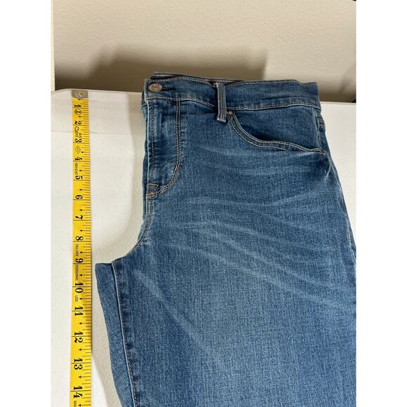 Old Navy Jeans Womens 12 Petite Original Boot Cut Stretch Medium Wash Everyday - Picture 7 of 8